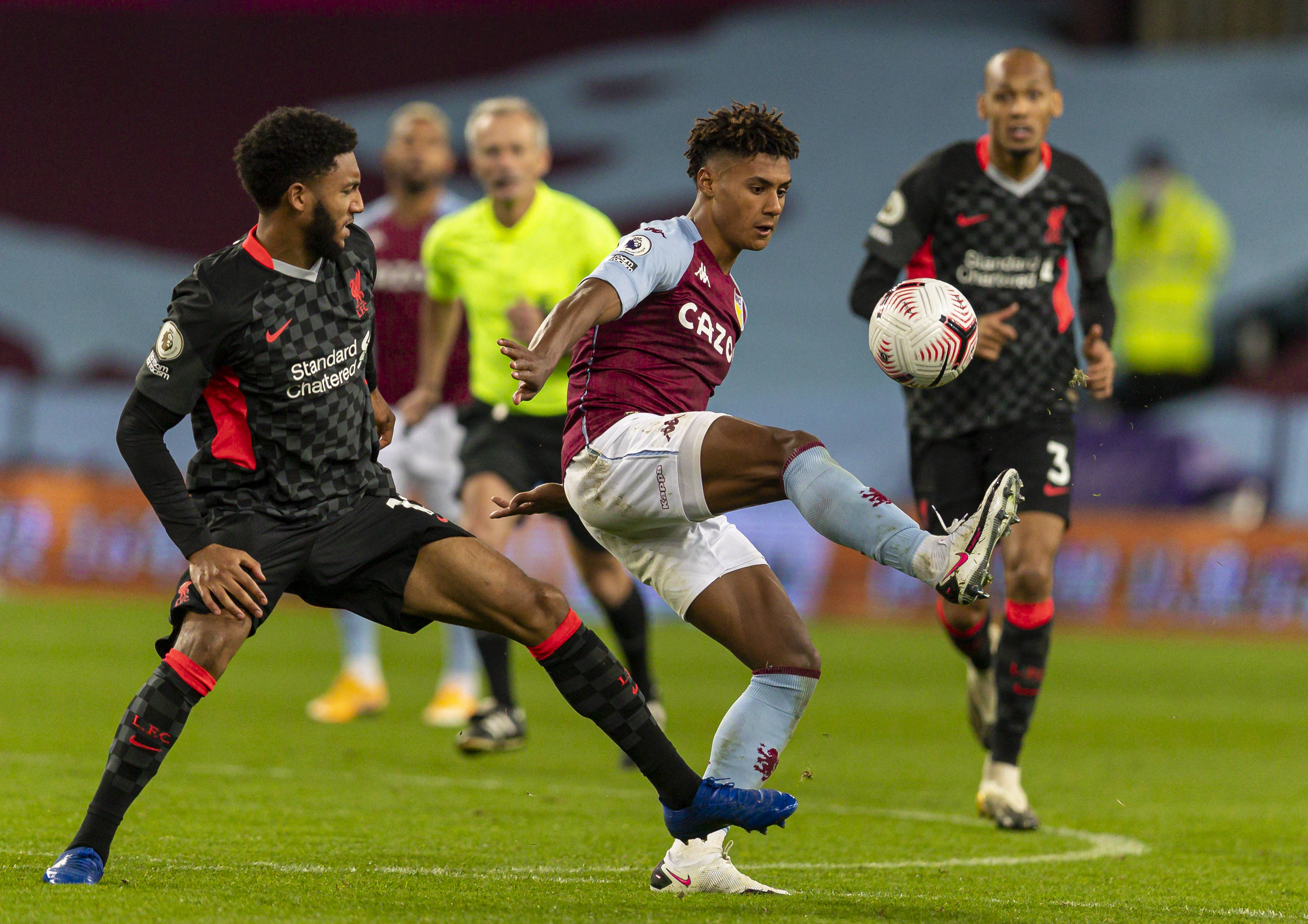 又将对足球 又将对足球